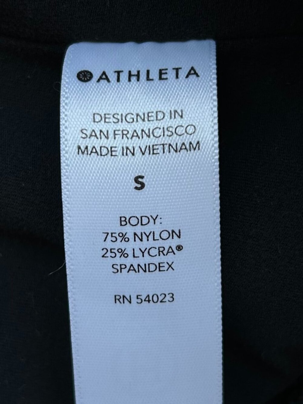 Athleta Ultra High Rise Elation 7" Bike Shorts Black Small Yoga Training - Picture 6 of 9